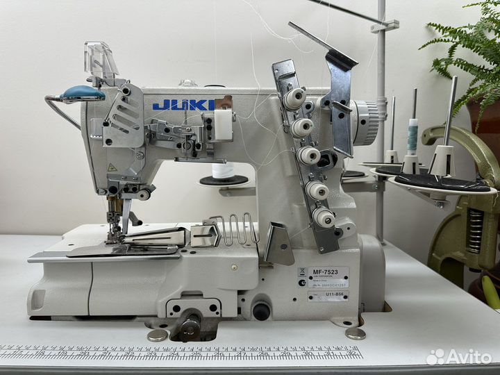 Промышленная швейная машина Juki MF-7523