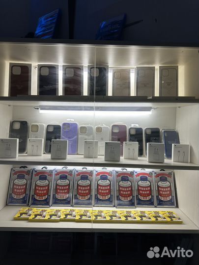 Чехлы на iPhone силиконовые кожаные