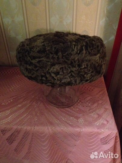 Шапка из каракуля
