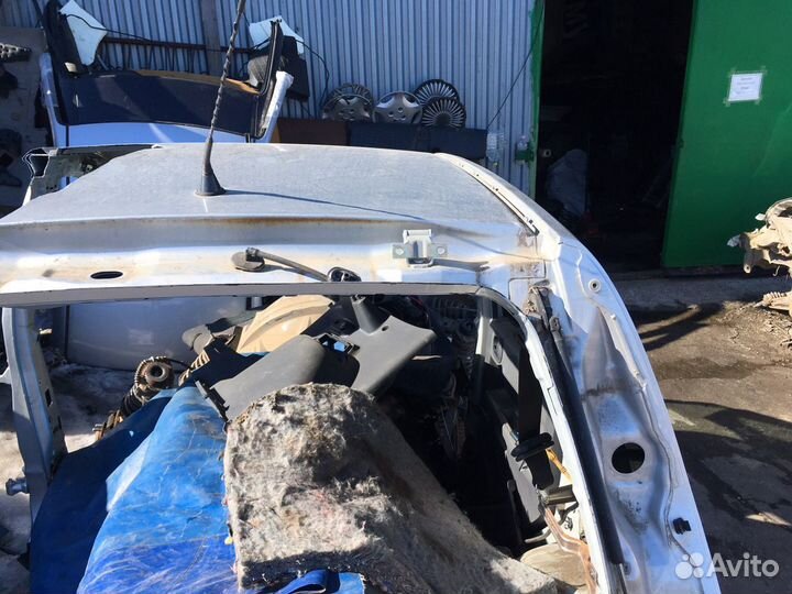 Крыло заднее правое Mitsubishi Colt