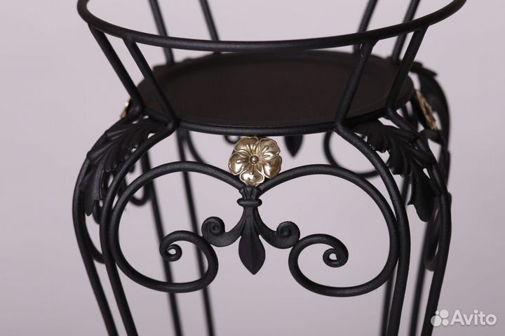 Подставка для цветов ручная работа