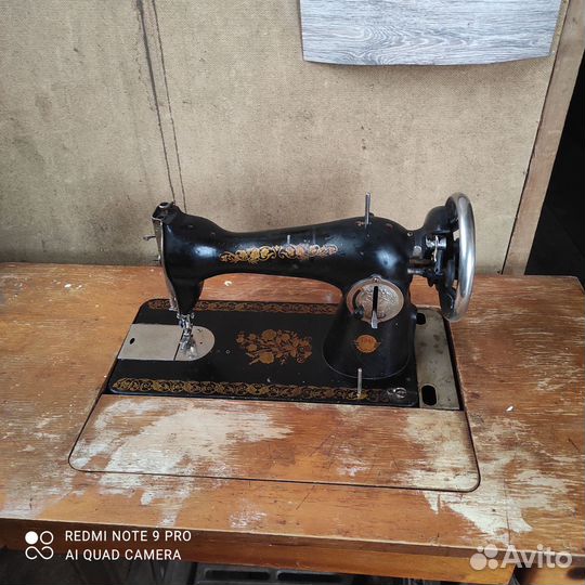 Швейная машинка