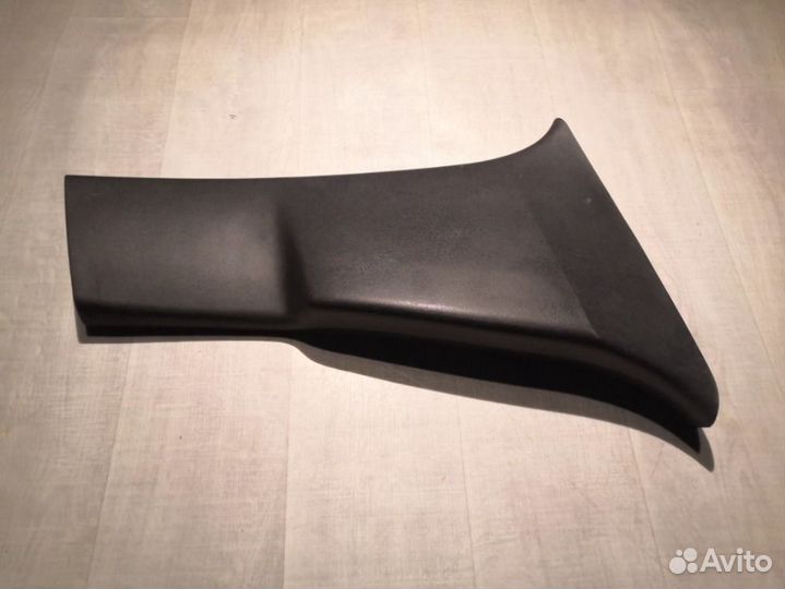 Обшивка стойки правая Renault Megane 2 1.6 K4MT760