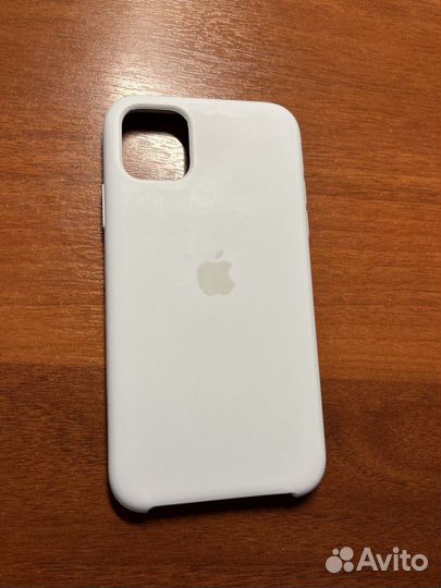 Чехол на iPhone 11