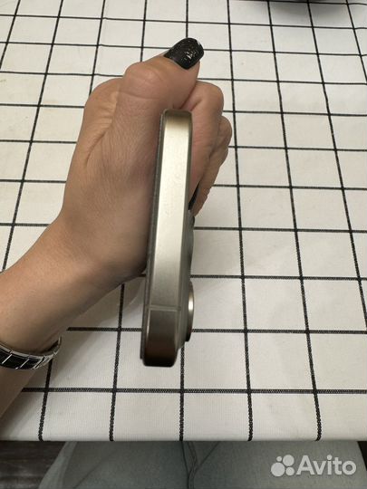 iPhone 15 Pro, 256 ГБ