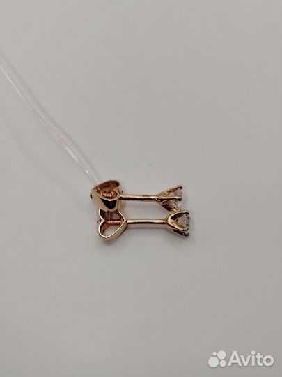 Золотые серьги с бриллиантами