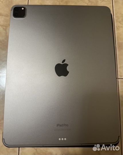 iPad pro 12.9 2022 m2 128 gb -callular