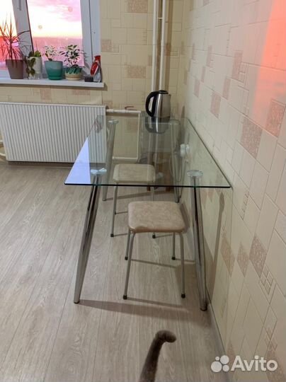 Стол обеденный стеклянный