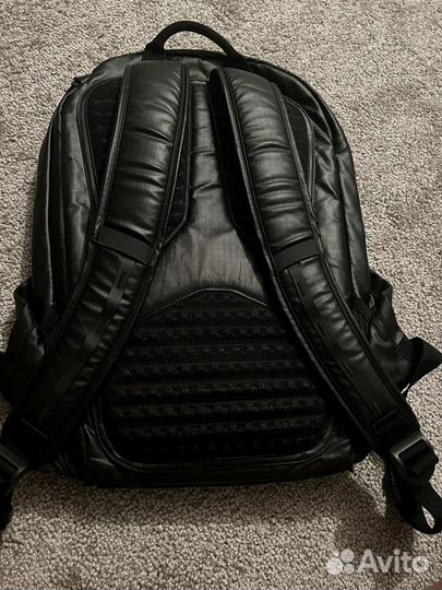 Рюкзак и сумка для ноутбука
