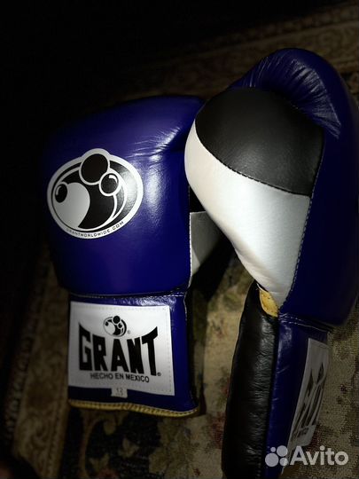 Боксерские перчатки grand