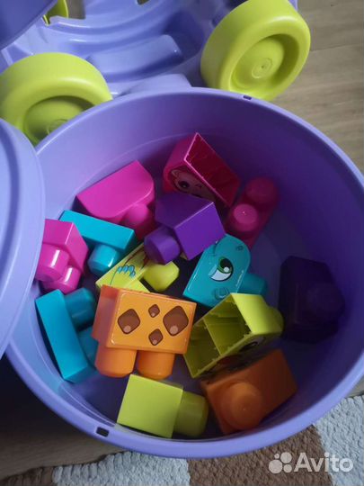 Каталка с конструктором