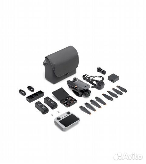 Квадрокоптер DJI Mavic 3 Pro Fly More Combo
