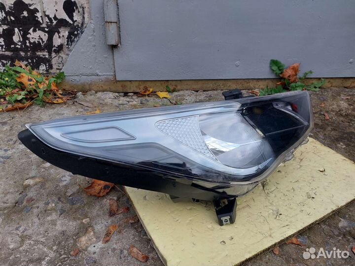 Фара Hyundai Solaris 2 оригинал