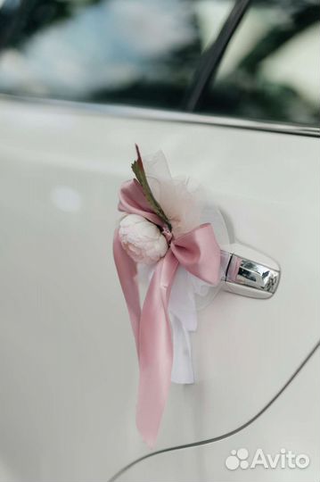 Украшение на свадебную машину