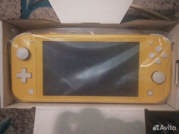 Nintendo switch lite новая