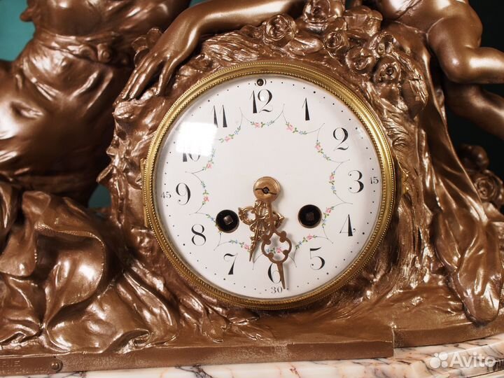 Старинные каминные часы. Конец XIX начало XX века