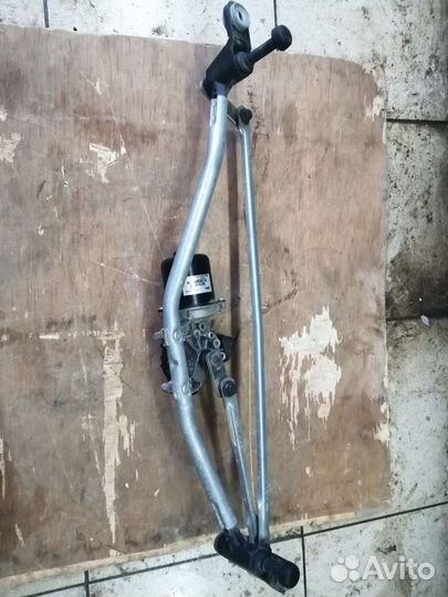 Трапеция стеклоочистителей Рено Логан 2