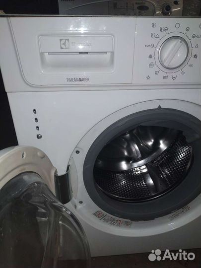 Стиральная машина electrolux встойка с сушкой