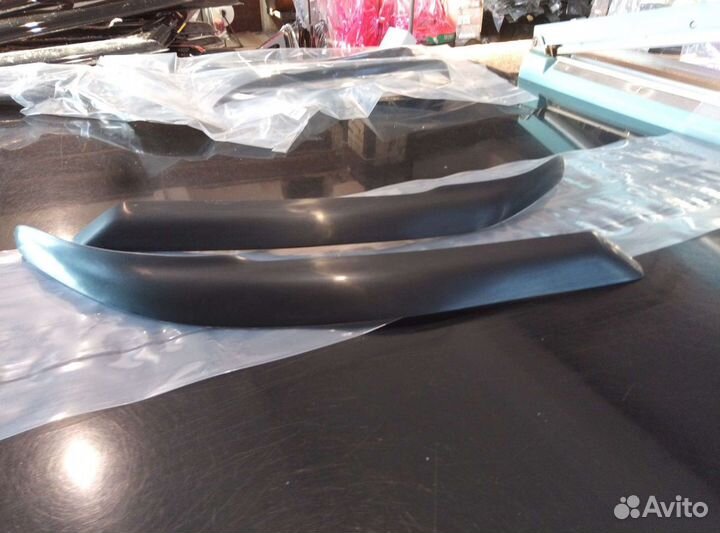 Реснички на фары Toyota Camry V50