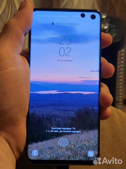 Samsung Galaxy S10, 8/128 ГБ