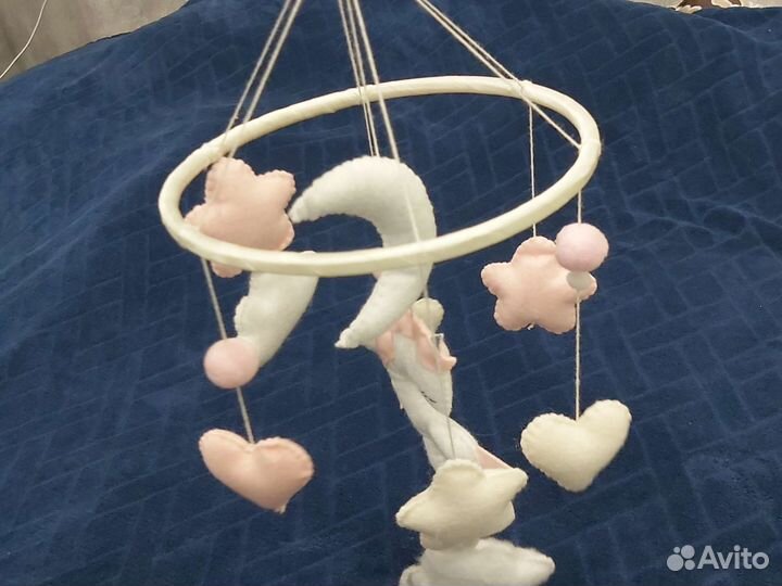 Мобиль из фетра