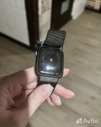 Часы apple watch 4 44 mm