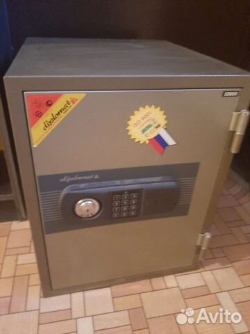 Сейф Diplomat