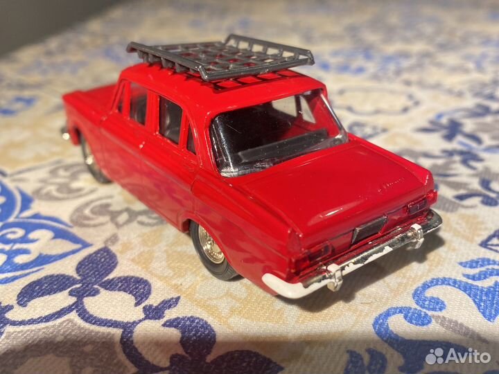 Модель автомобиля Москвич 412