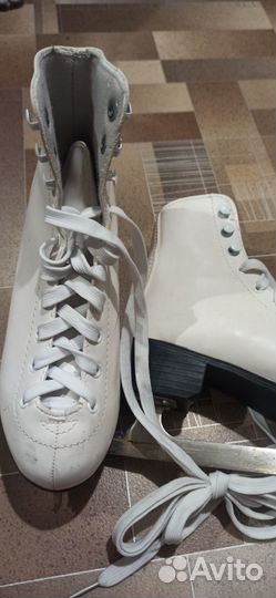 Коньки женские / детские