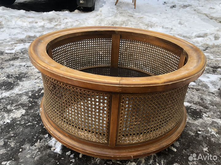 Поставка под цветы на колесах Medea (Италия)