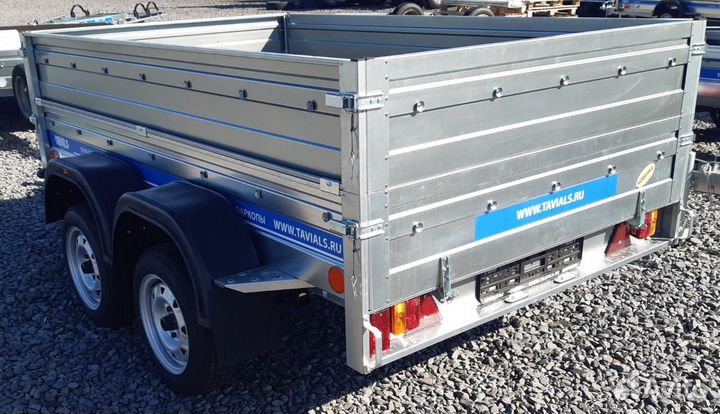 Легковой прицеп с высоким бортом