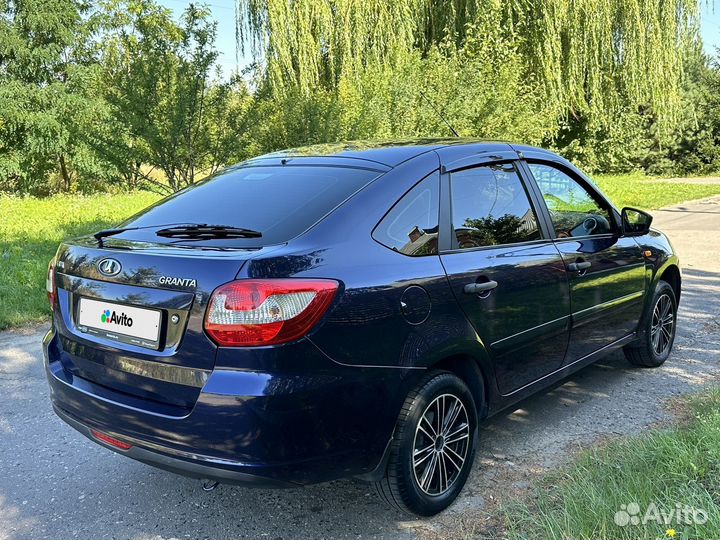 LADA Granta 1.6 МТ, 2017, 81 000 км