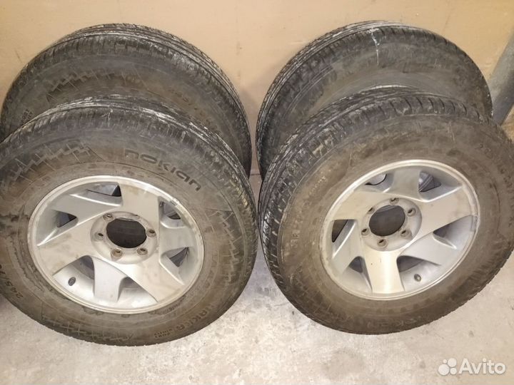 Резина с дисками на Mitsubishi Pajero Sport