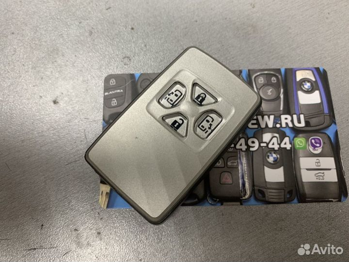 Ключ Toyota Alphard B52EA 433 mhz