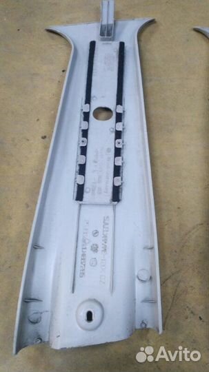 Обшивка средней стойки передняя Skoda Octavia Tour