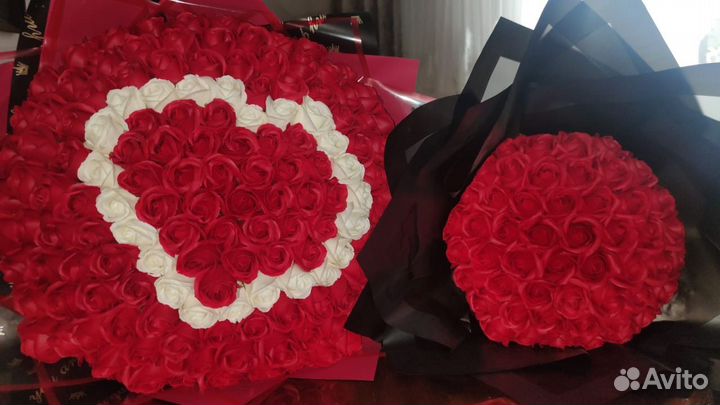 Плюшевый медведь мыльные розы