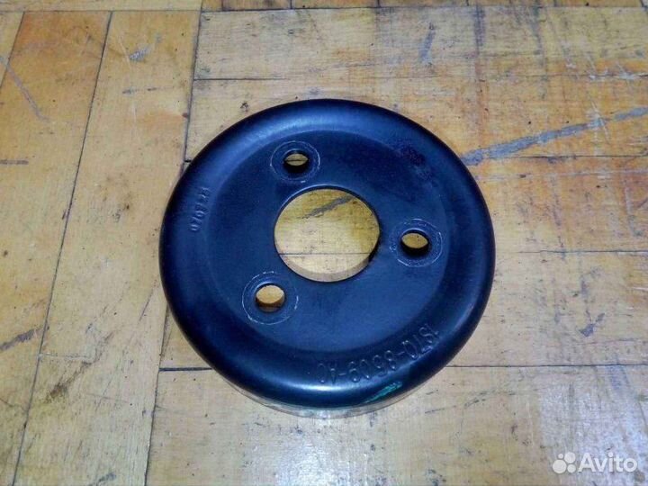 Шкив водяного насоса (помпы) Ford Mondeo 4