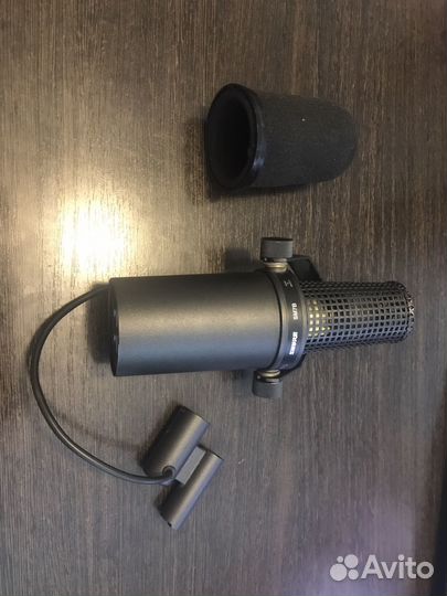 Микрофон Shure SM7B