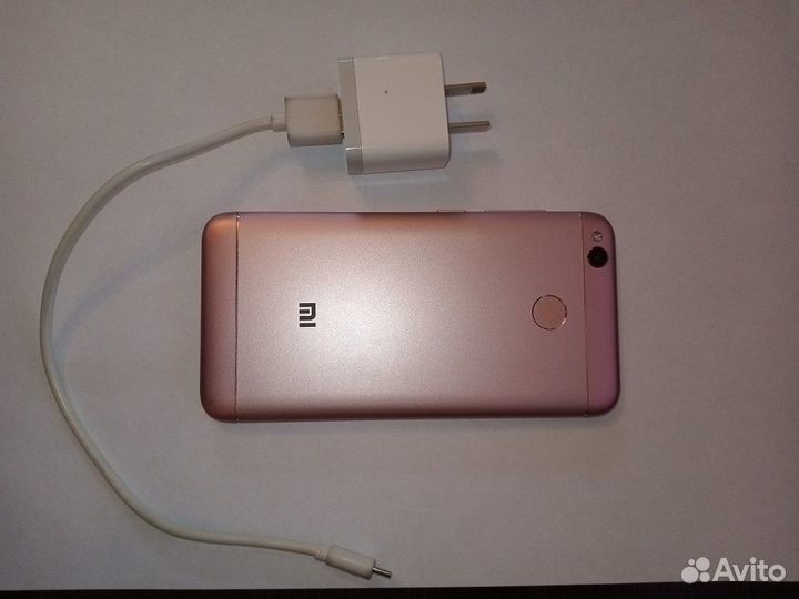 Смартфон Xiaomi Redmi 4X