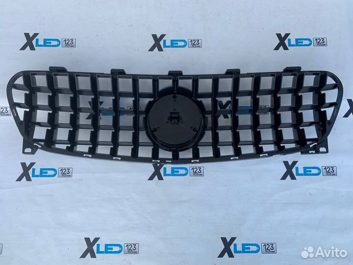 Решетка радиатора Mercedes W156 GT chrome AMG