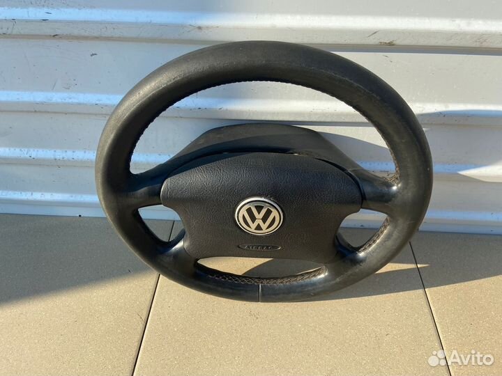 Руль Volkswagen Golf 4