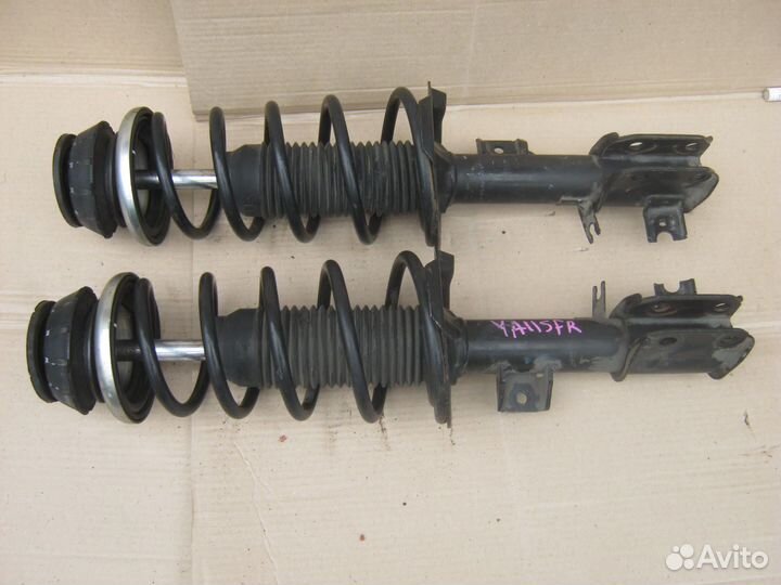 Стойка правая левая Suzuki SX4