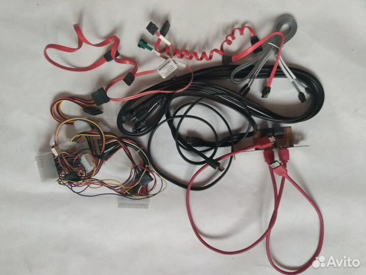 Кабеля Serial ATA разные