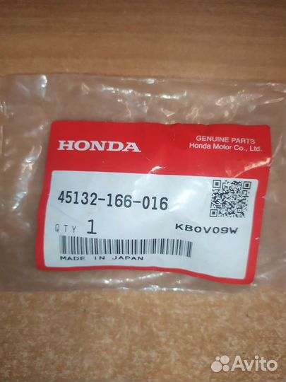 Пыльник скобы суппорта honda 45132166016