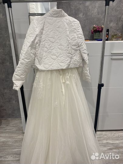 Свадебное платье 46 48 бу