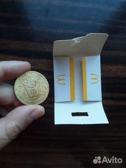 Коллекционная монета макдональдс 30 лет в России