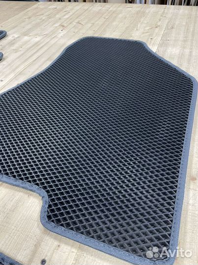 Автоковрики EVA для Hyundai Tucson 2004-2010