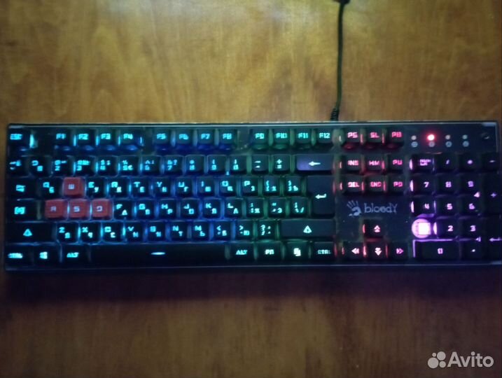 Игровая клавиатура bloody