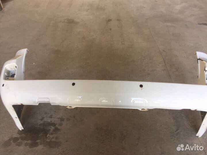 Продам бампер Land Cruizer 200