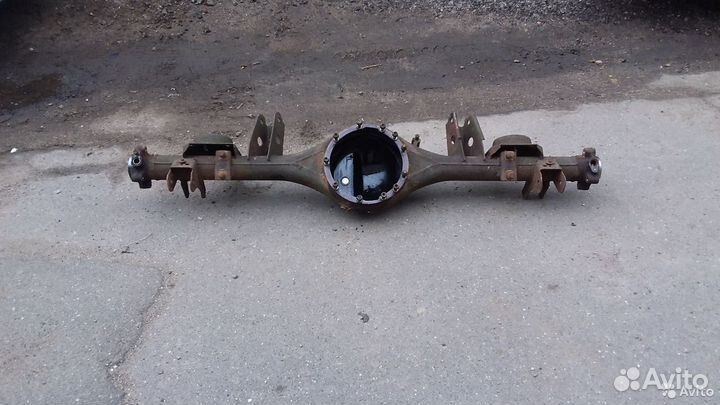 Чулок заднего моста Nissan Terrano LR50 Pathfinder